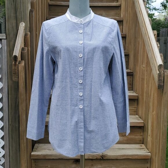 St. John | Seersucker Button-down - Picture 1 of 11